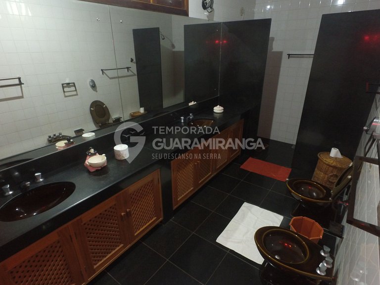 Mansão com 6 suítes no topo da montanha em Guaramiranga. (Sí