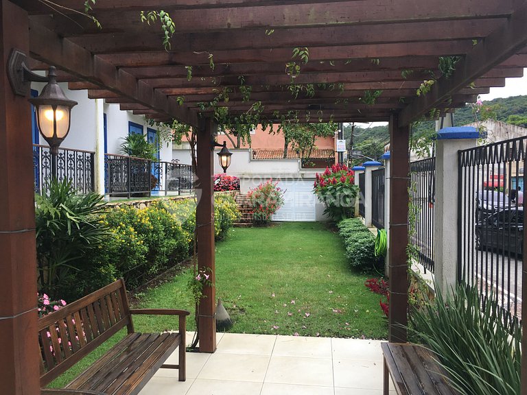 Apartamento frente rua - 2° andar