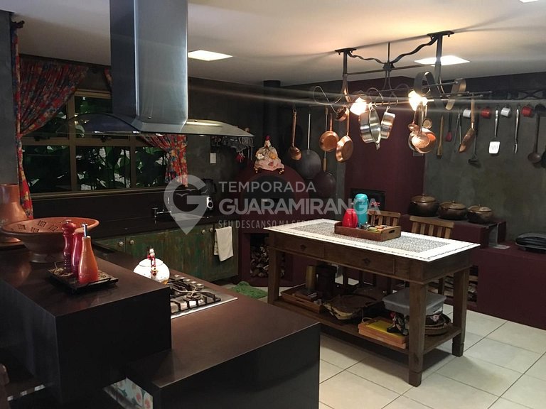 Mansão com 6 suites no melhor condomínio de Guaramiranga. (C