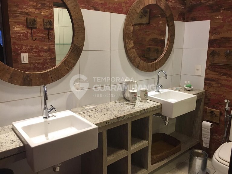 Mansão com 6 suites no melhor condomínio de Guaramiranga. (C