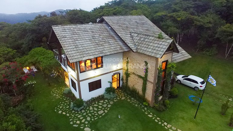 Chalé estilo alemão em Guaramiranga (Chalet Schonenberg)