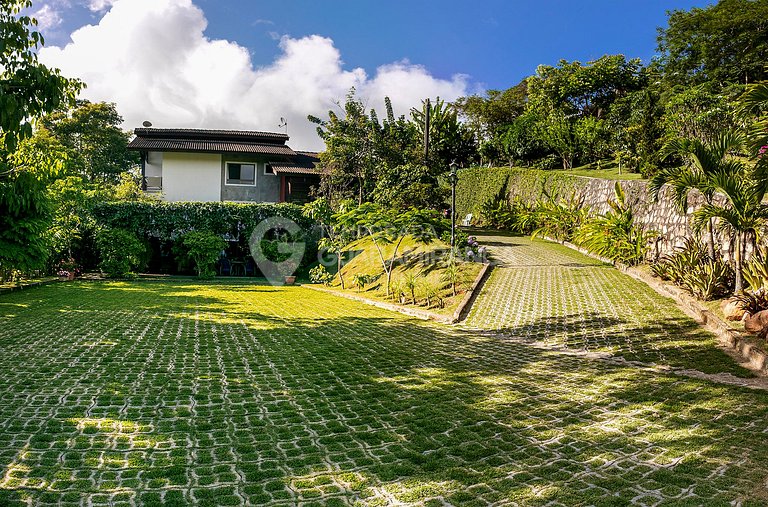 Mansion in the best and largest condominium in Guaramiranga.