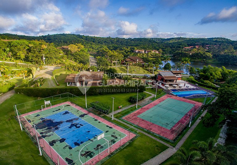 Casa com Hidromassagem e vista para as montanhas no melhor e