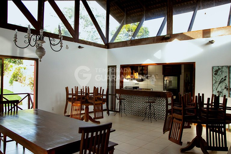 Casa com Hidromassagem e vista para as montanhas no melhor e