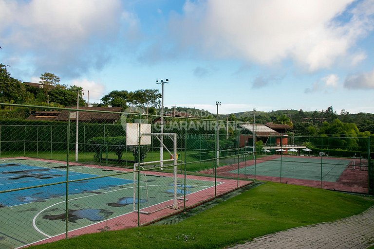 Mansion with 6 suites and hot tub, Monte Flor Condominium