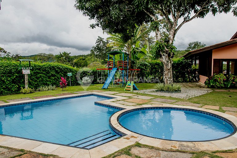 Apartamento com 2 quartos e vista para montanhas em Guaramir