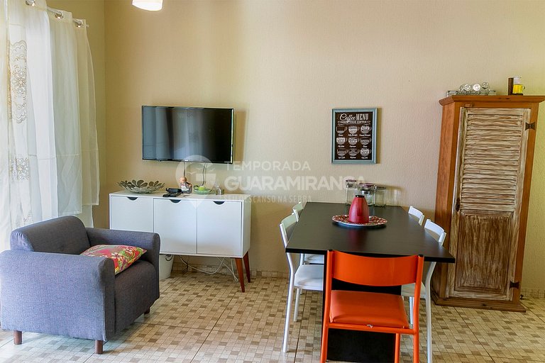 Apartamento com 2 quartos e vista para montanhas em Guaramir