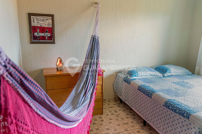 Apartamento com 2 quartos e vista para montanhas em Guaramir