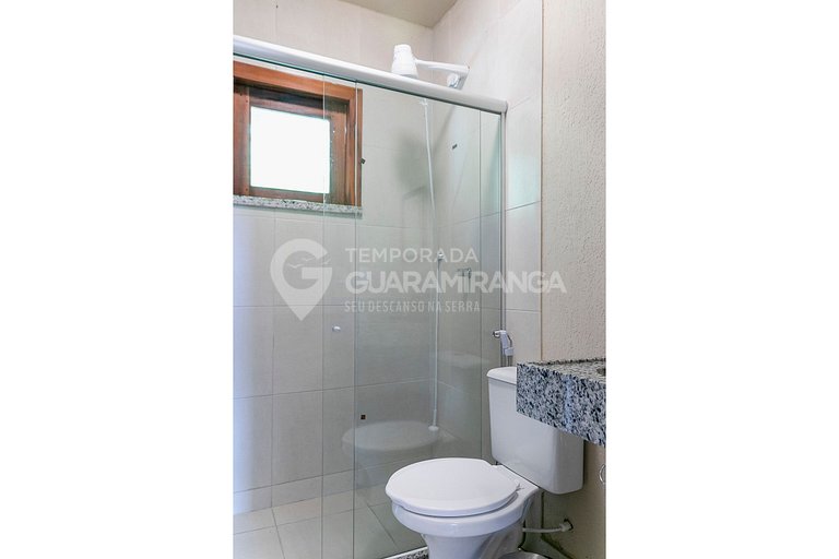 Apartamento com 2 quartos e vista para montanhas em Guaramir