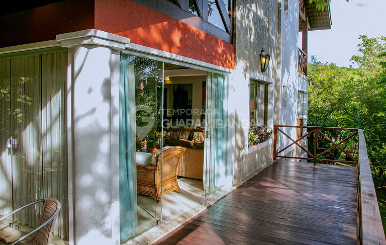 Mansion in the best and largest condominium in Guaramiranga.