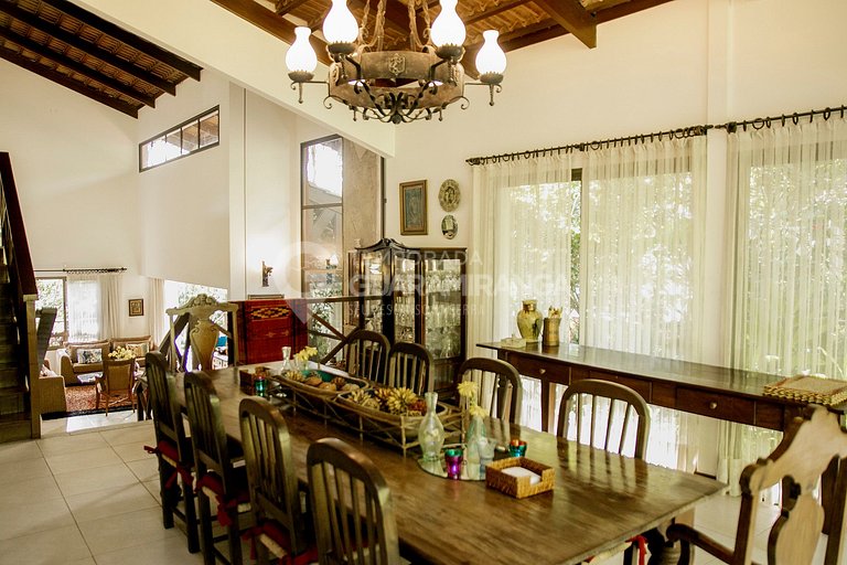 Mansão no melhor e maior condomínio de Guaramiranga. (Casa 1