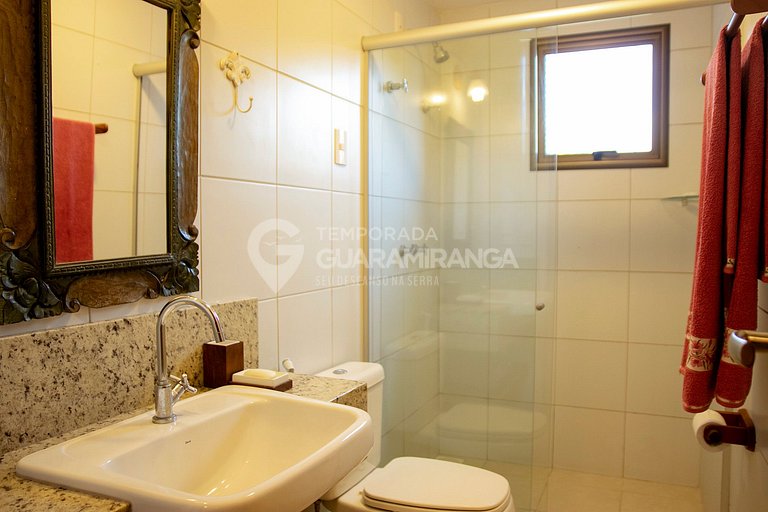 Mansion in the best and largest condominium in Guaramiranga.