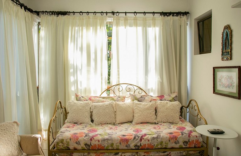 Mansion in the best and largest condominium in Guaramiranga.