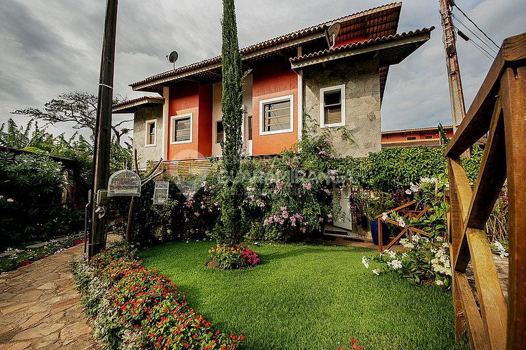 Loft with 3 suites in the best condominium in Guaramiranga –