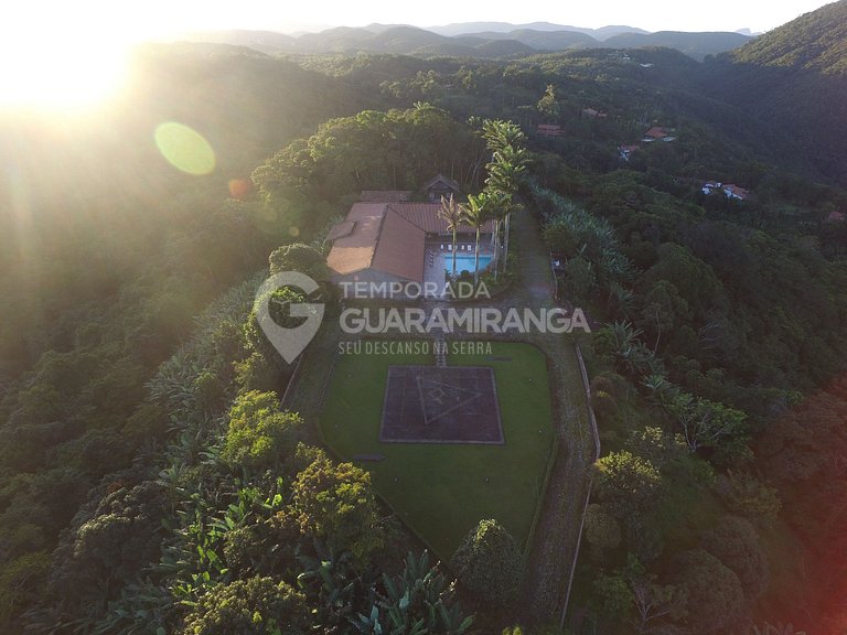 Mansão com 6 suítes no topo da montanha em Guaramiranga. (Sí