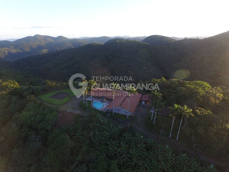 Mansão com 6 suítes no topo da montanha em Guaramiranga. (Sí