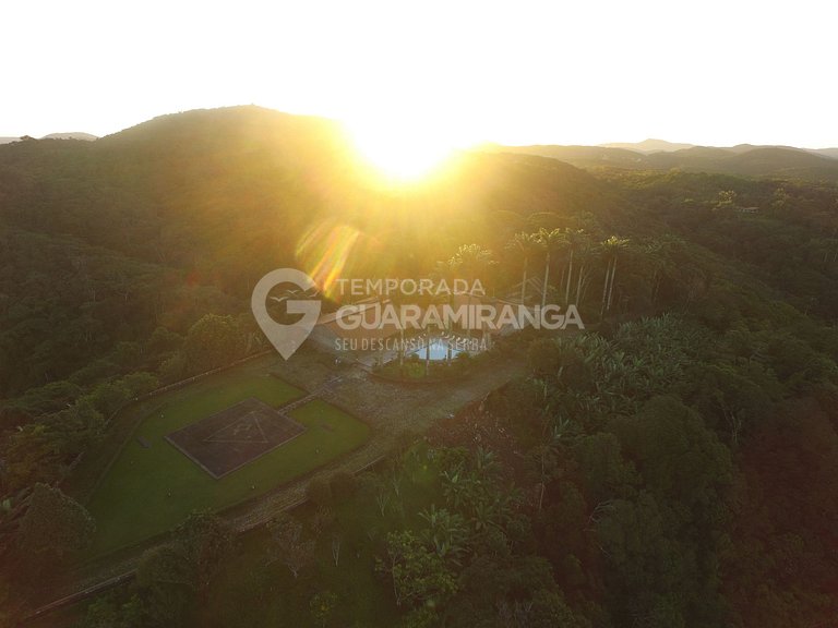 Mansão com 6 suítes no topo da montanha em Guaramiranga. (Sí