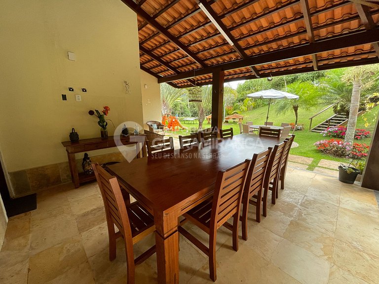 Mansão com 6 suítes e piscina em Guaramiranga (Chalé Montana