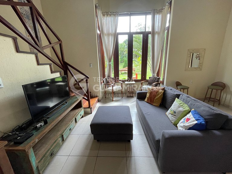 Mansão com 6 suítes e piscina (Chalé Montana)