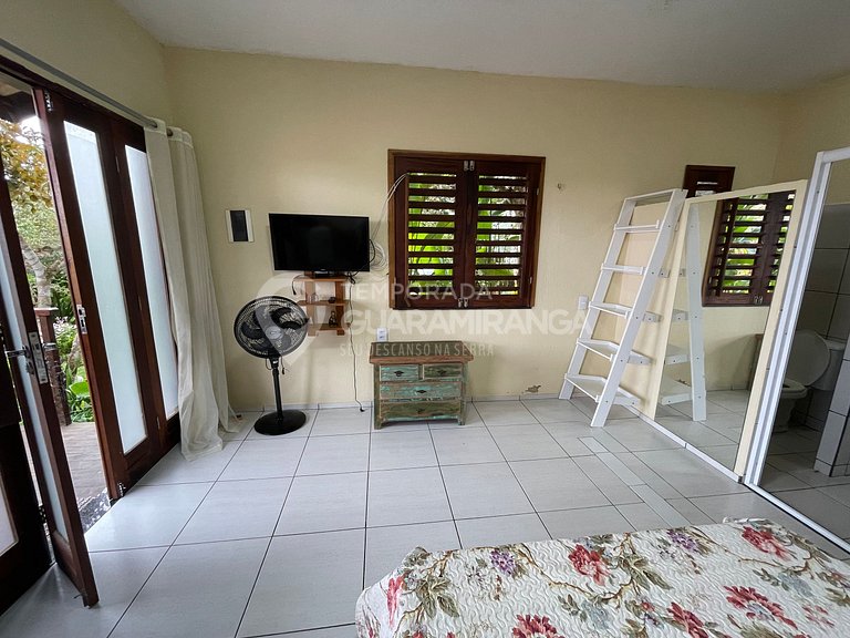 Mansão com 6 suítes e piscina (Chalé Montana)