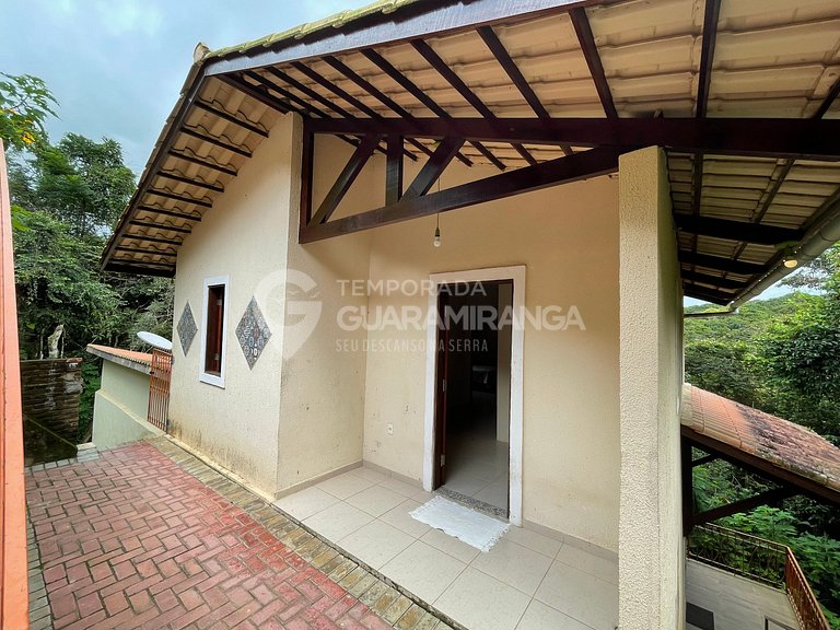 Mansão com 6 suítes e piscina em Guaramiranga (Chalé Montana