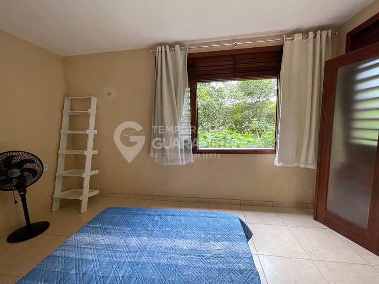 Mansão com 6 suítes e piscina (Chalé Montana)