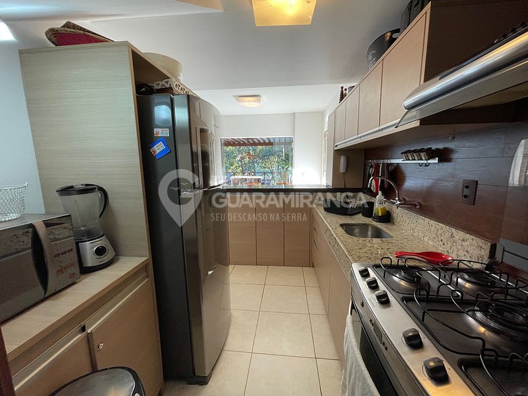 Loft with hot tub, lakefront, in the best condominium in Gua