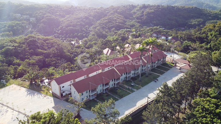 Apartamento com 3 quartos em área nobre de Guaramiranga (22