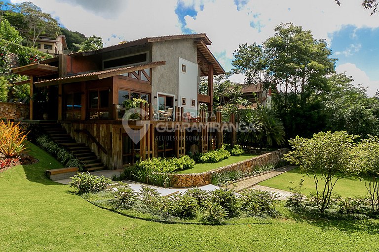 Casa com Hidromassagem e vista para as montanhas no melhor e