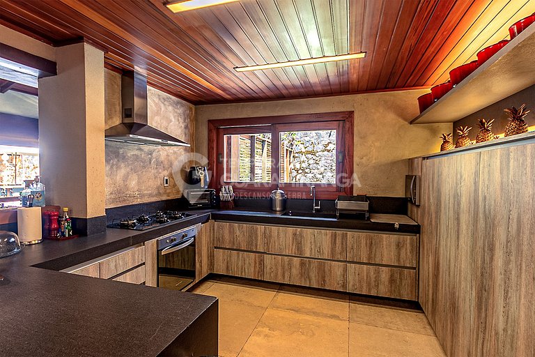 Casa com Hidromassagem e vista para as montanhas no melhor e