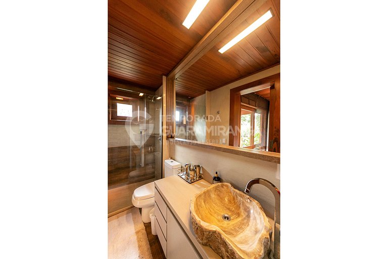 Casa com Hidromassagem e vista para as montanhas no melhor e