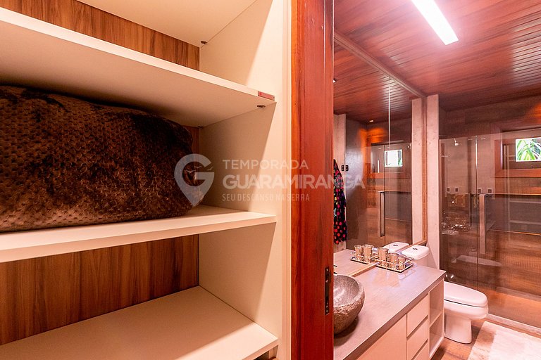Casa com Hidromassagem e vista para as montanhas no melhor e