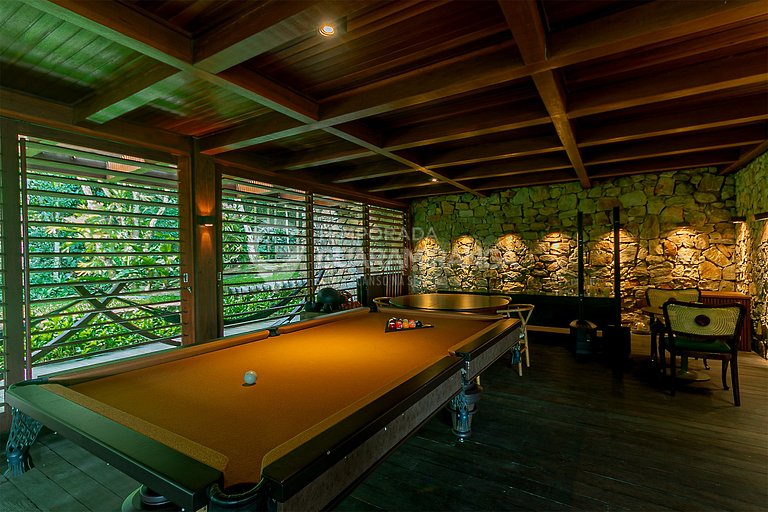 Casa com Hidromassagem e vista para as montanhas no melhor e