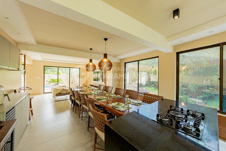 Large house with pool and game room in Guaramiranga (Casa So