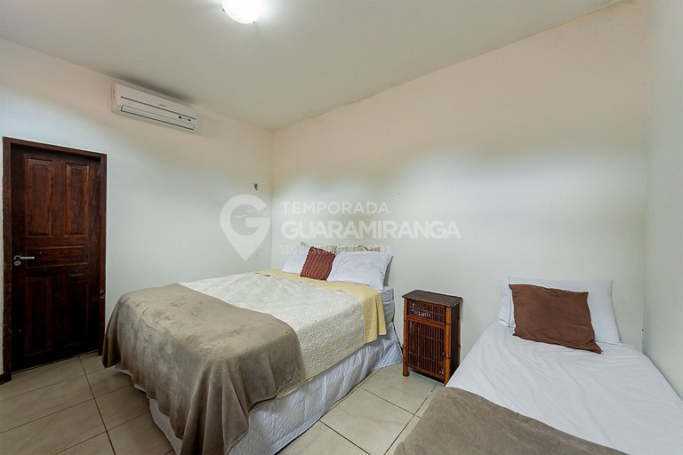 Grande casa com piscina e salão de jogos em Guaramiranga (Ca