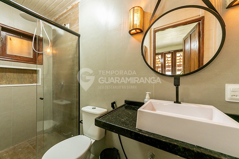 Large house with pool and game room in Guaramiranga (Casa So