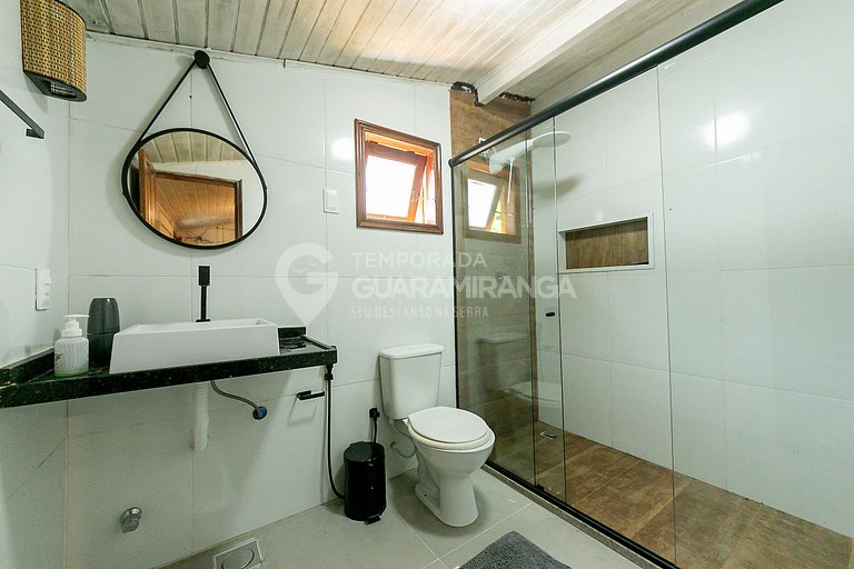 Grande casa com piscina e salão de jogos em Guaramiranga (Ca