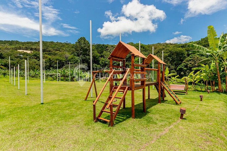 Casa 4 Suítes em Cond. de Luxo - 31 Cid. Jardins