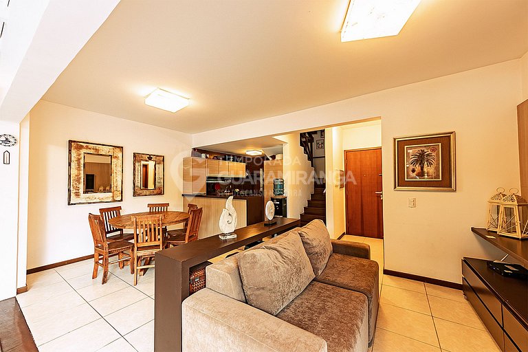 Loft with hot tub, lakefront, in the best condominium in Gua