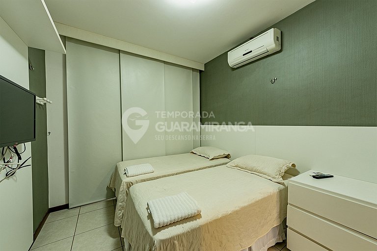 Loft com Jacuzzi de frente para lago no melhor condomínio de