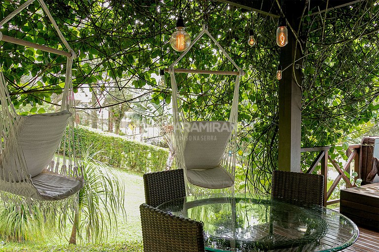 Loft com Jacuzzi de frente para lago no melhor condomínio de