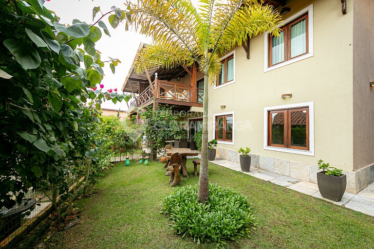 Apartamento com 2 quartos e deck privativo em Guaramiranga (