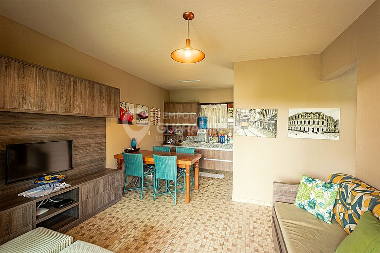 Apartamento com 2 quartos e deck privativo em Guaramiranga (