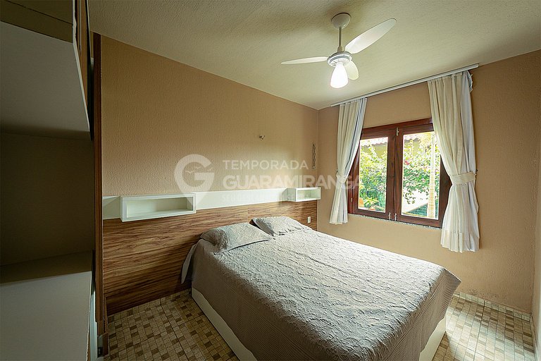 Apartamento com 2 quartos e deck privativo em Guaramiranga (