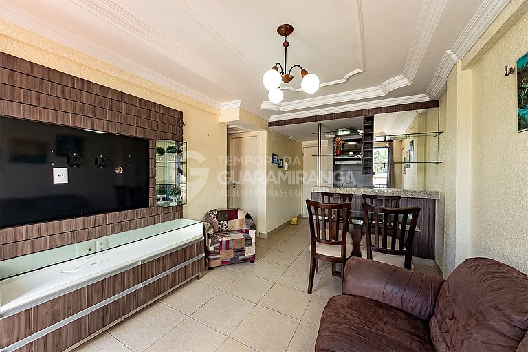Flat com 2 quartos no centro de Guaramiranga - (202 Itaúna I