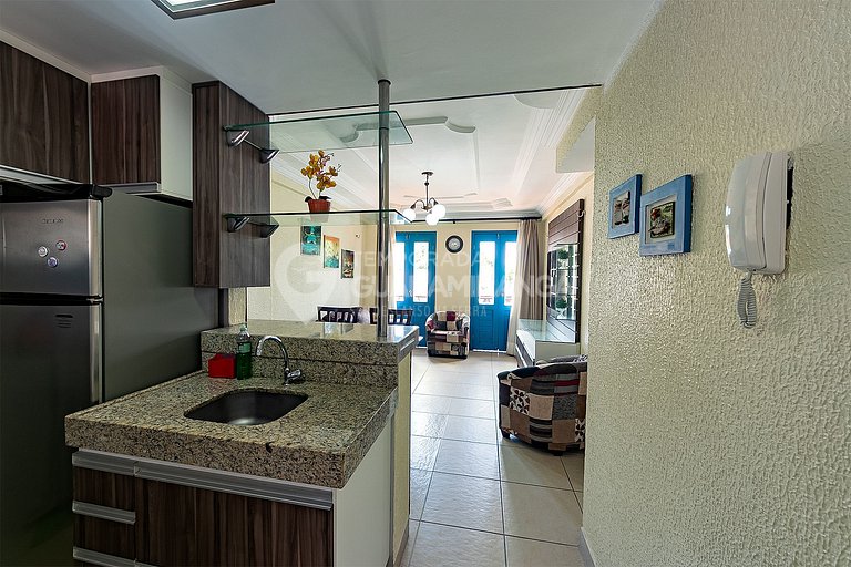 Flat com 2 quartos no centro de Guaramiranga - (202 Itaúna I