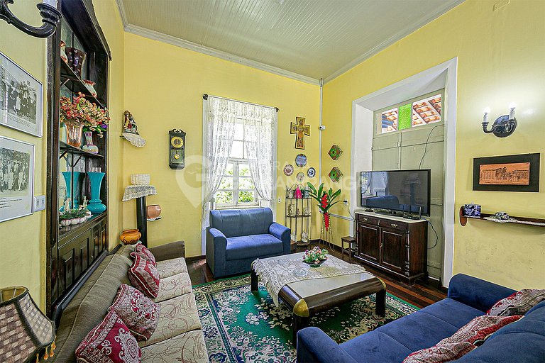 19th-century townhouse in downtown Guaramiranga