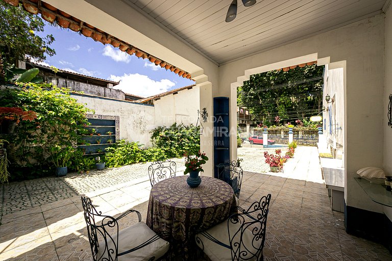 19th-century townhouse in downtown Guaramiranga