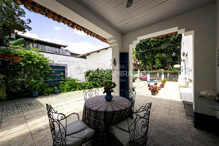 19th-century townhouse in downtown Guaramiranga