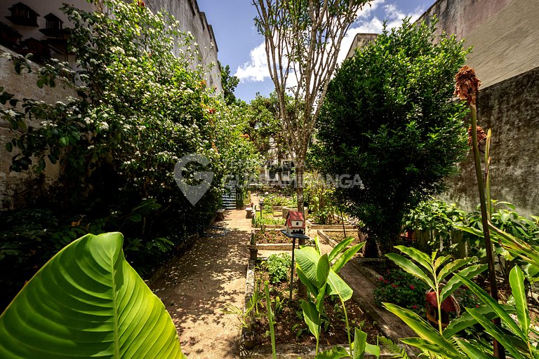 19th-century townhouse in downtown Guaramiranga